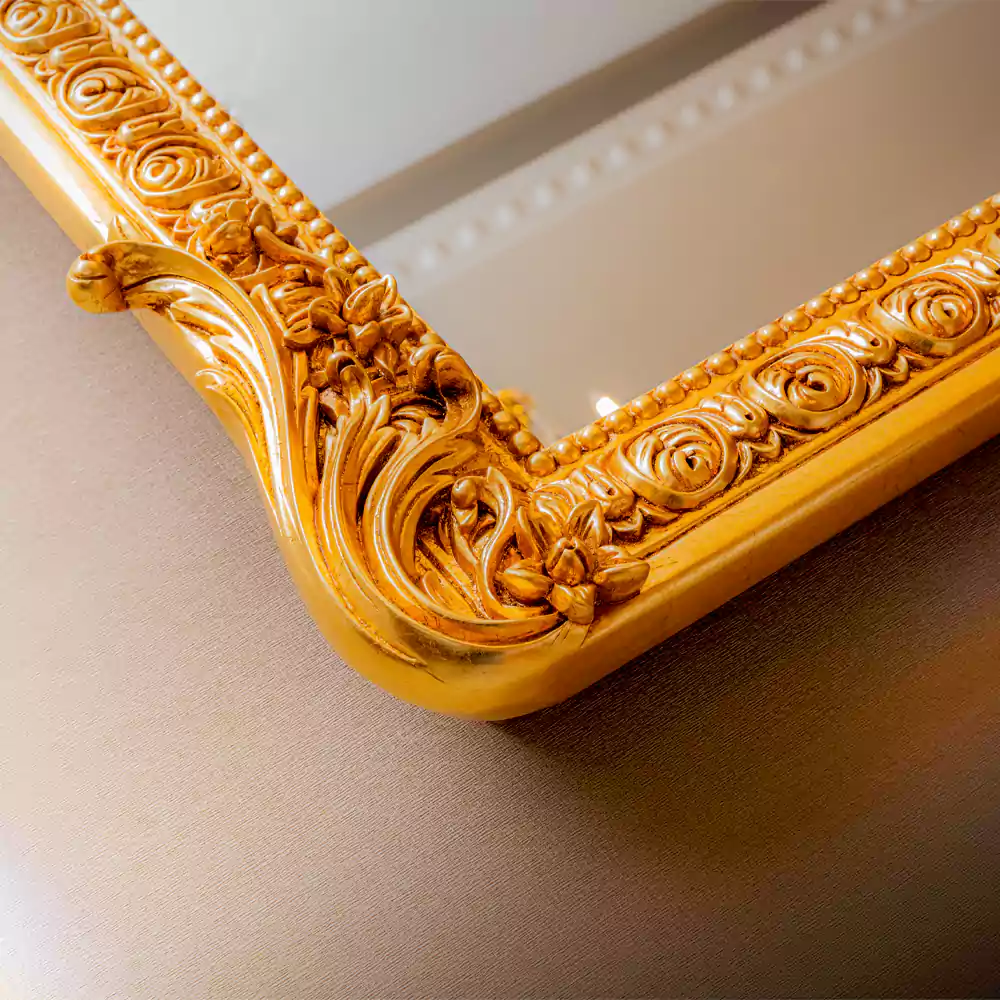 venus-horizontal-mirror-frame Luxury horizontal gold mirror with ornate hand-carved baroque frame, handmade in Italy